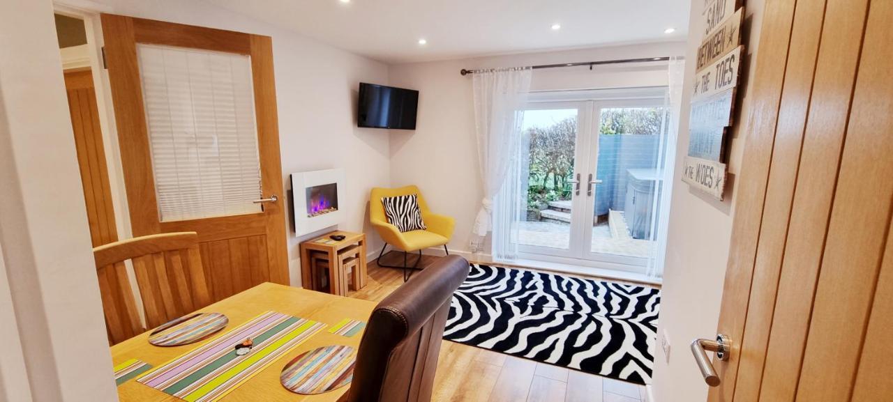 Marthys House With Hot Tub Looe Villa Exterior photo