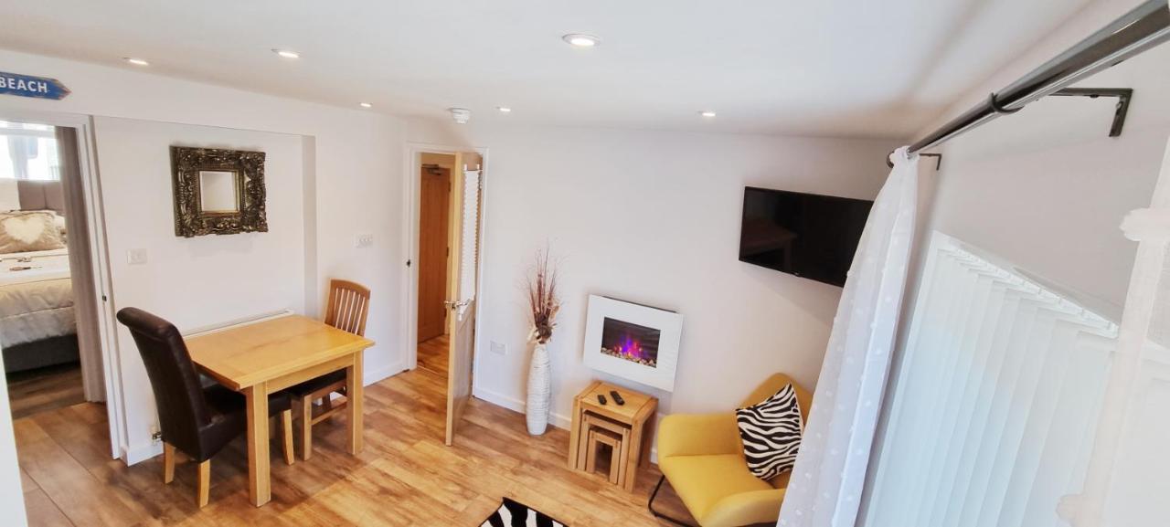 Marthys House With Hot Tub Looe Villa Exterior photo